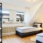 Lounge Mit Privatem Stellplatz Fuer Bis Zu 4 Personen - Stadtnah * Koblenz (Rhineland-Palatinate)