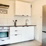 Apartment Lounge Mit Privatem Stellplatz Fuer Bis Zu 4 Personen - Stadtnah Koblenz (Rhineland-Palatinate)