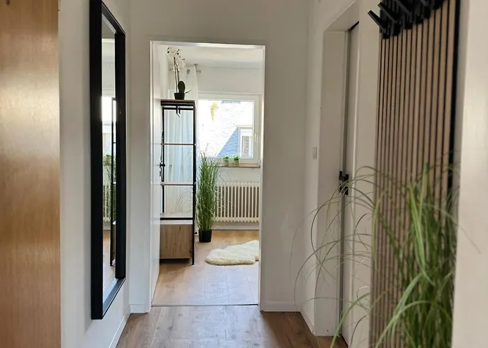 Lounge Mit Privatem Stellplatz Fuer Bis Zu 4 Personen - Stadtnah * Coblença