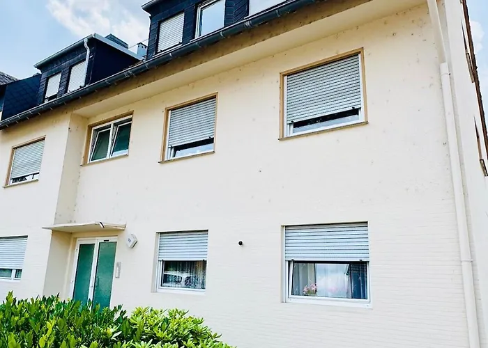 Lounge Mit Privatem Stellplatz Fuer Bis Zu 4 Personen - Stadtnah Apartamento